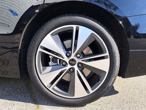 Certified 2025 Audi A6 e-tron Premium Plus w/ Premium Plus image 37