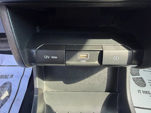 Used 2020 Kia Niro EX w/ Cold Weather Package FWD image 43