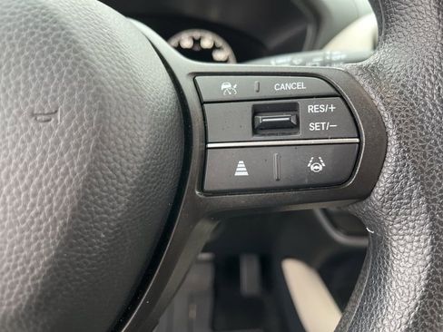 Used 2023 Honda HR-V LX image 20