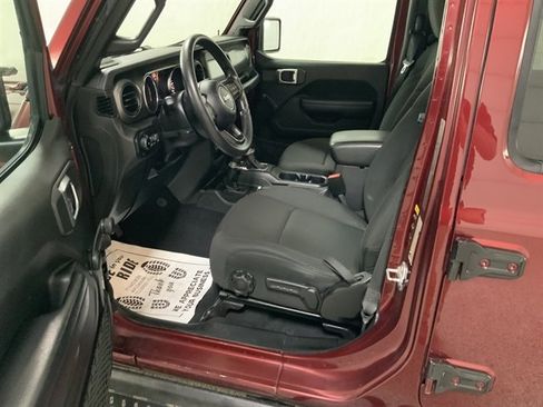 Used 2021 Jeep Wrangler Unlimited Sport image 14