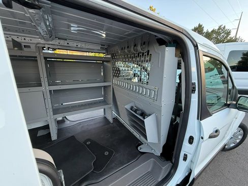 Used 2019 Ford Transit Connect XLT w/ Driver-Assist Package FWD image 32