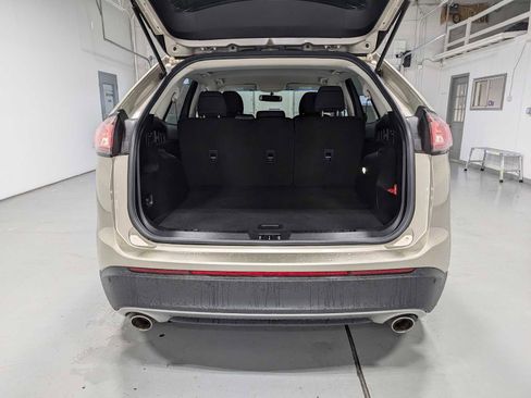 Used 2018 Ford Edge SEL AWD/4WD image 37