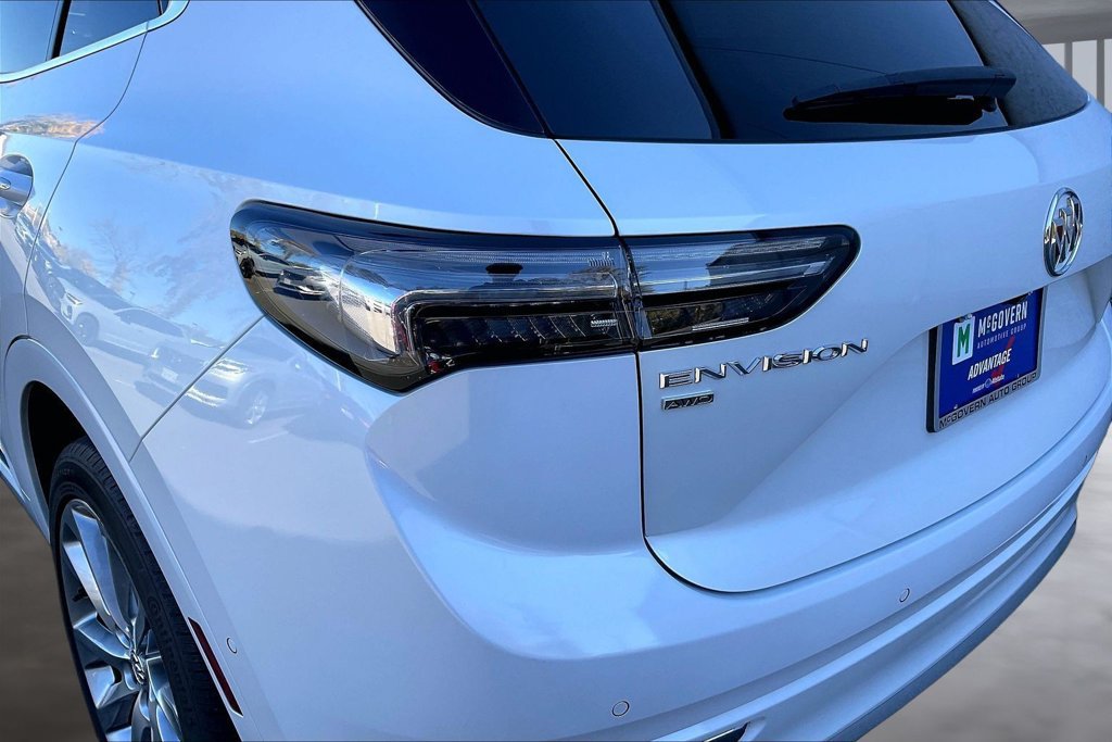 Used 2023 Buick Envision Avenir AWD/4WD image 24