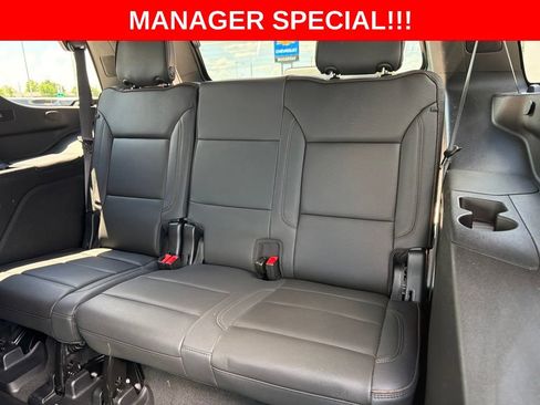 Used 2024 Chevrolet Tahoe High Country AWD/4WD image 12
