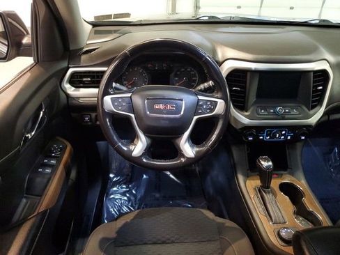 Used 2019 GMC Acadia SLE image 14