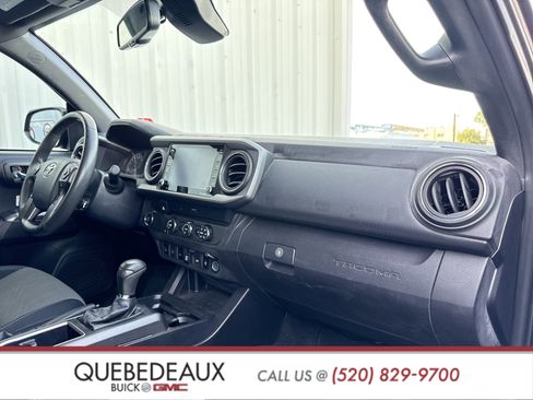 Used 2020 Toyota Tacoma TRD Off-Road image 26
