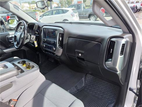 Used 2019 Chevrolet Silverado 1500 LT image 15