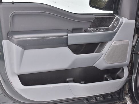 Certified 2021 Ford F150 XLT w/ Equipment Group 302A High image 33