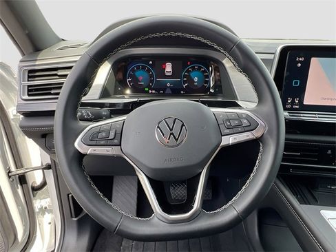 New 2025 Volkswagen Atlas Cross Sport SE image 11