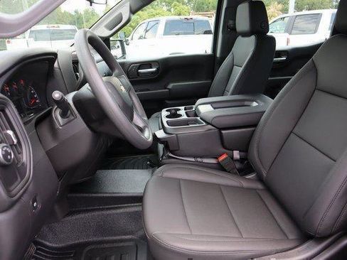 New 2026 Chevrolet Silverado 1500 W/T image 18