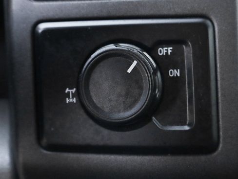 Used 2020 Ford F250 XL w/ Power Equipment Group image 39