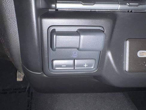 Used 2023 Chevrolet Silverado 2500 LT w/ Convenience Package image 19