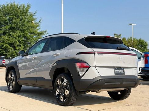 Used 2025 Hyundai Kona SEL AWD/4WD image 6