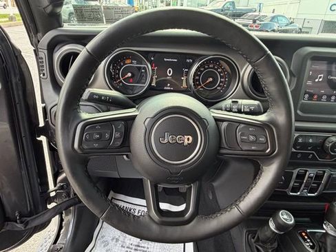 Used 2023 Jeep Wrangler Unlimited Sport AWD/4WD image 24