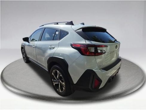 Used 2024 Subaru Crosstrek 2.0i Premium AWD/4WD image 9