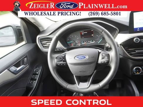 Used 2022 Ford Escape SEL w/ Equipment Group 302A image 14