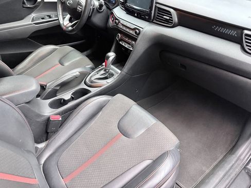 Used 2020 Hyundai Veloster Turbo FWD image 12