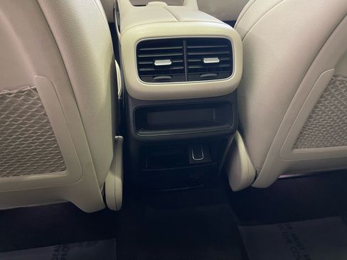 Used 2022 Mercedes-Benz GLE 350 w/ Premium Package image 31