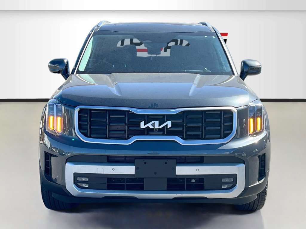Used 2024 Kia Telluride SX Prestige w/ Towing Package AWD/4WD image 2