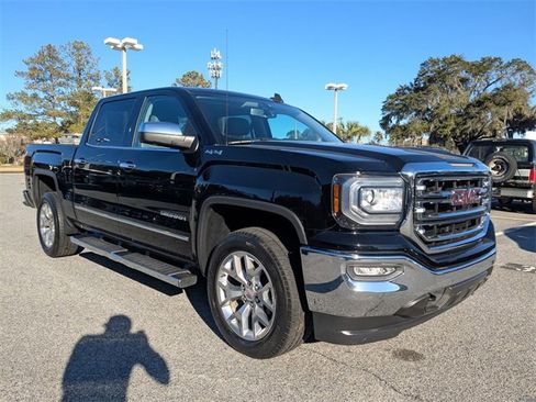 Used 2018 GMC Sierra 1500 SLT w/ SLT Premium Package image 2