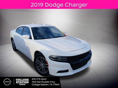 Used 2019 Dodge Charger SXT