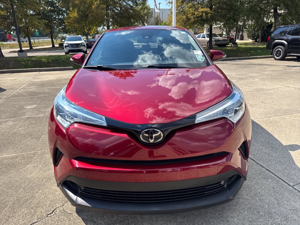 Certified 2019 Toyota C-HR XLE FWD image 5