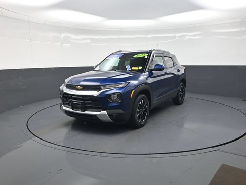 Used 2023 Chevrolet TrailBlazer LT AWD/4WD image 7
