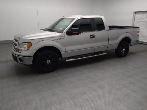 Used 2013 Ford F150 XLT w/ XLT Chrome Pkg RWD image 2