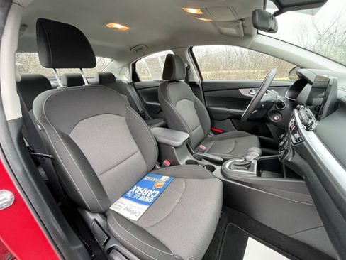 Certified 2023 Kia Forte LXS image 11