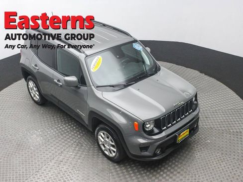Used 2021 Jeep Renegade Latitude image 5