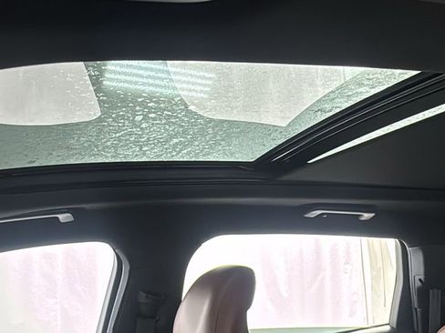 Used 2016 Lincoln MKX Reserve w/ Climate Package image 35