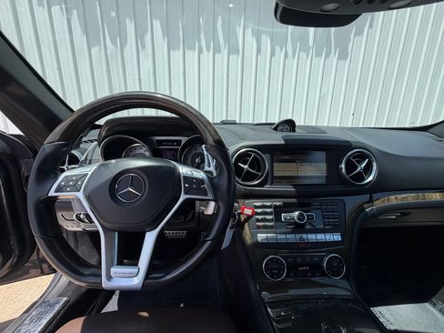 Used 2013 Mercedes-Benz SL 550 image 12