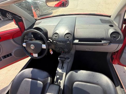 Used 2004 Volkswagen Beetle GLS FWD image 61