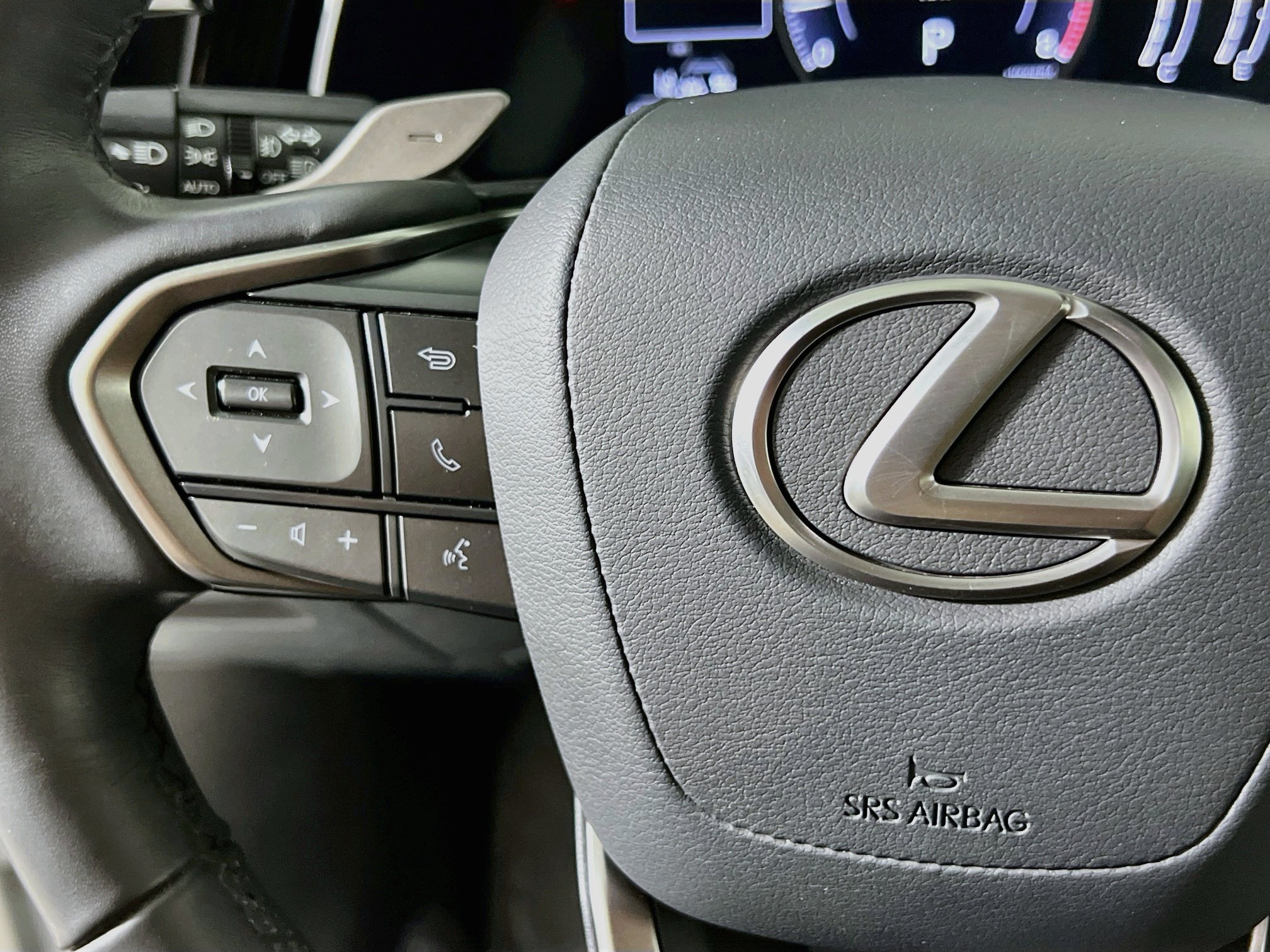 Used 2024 Lexus RX 350 FWD w/ Technology Package image 19