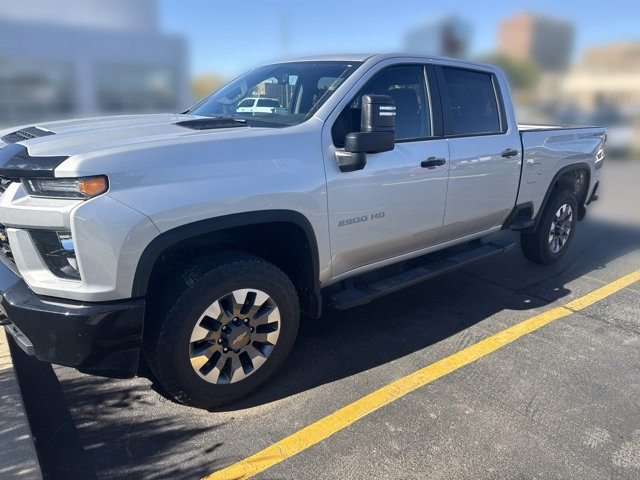 Used 2022 Chevrolet Silverado 2500 Custom w/ Custom Convenience Package AWD/4WD image 1