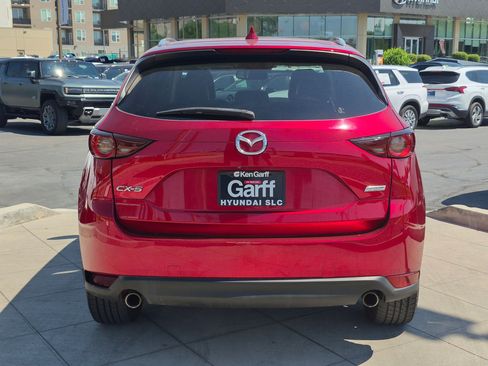 Used 2018 MAZDA CX-5 Touring w/ Preferred Equipment Package FWD image 5