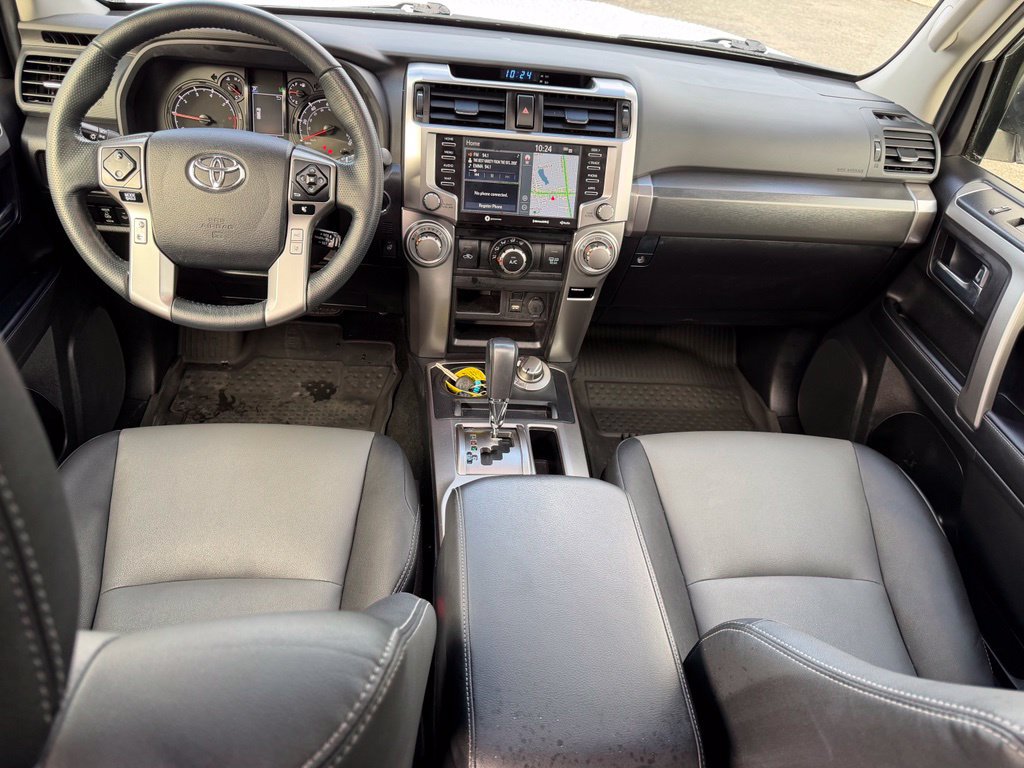 Used 2023 Toyota 4Runner SR5 Premium w/ Moonroof Package AWD/4WD image 18