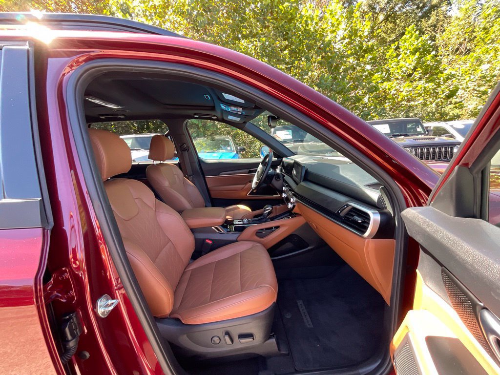 Used 2024 Kia Telluride EX X-Line AWD/4WD image 22