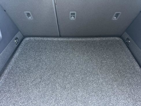 New 2026 Volkswagen Tiguan SE R-Line image 14