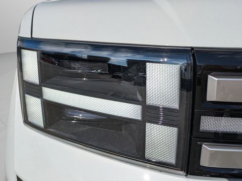 New 2026 Hyundai Santa Fe SE FWD image 13
