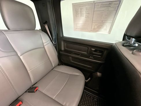 Used 2022 RAM 2500 Tradesman w/ Chrome Appearance Group AWD/4WD image 14