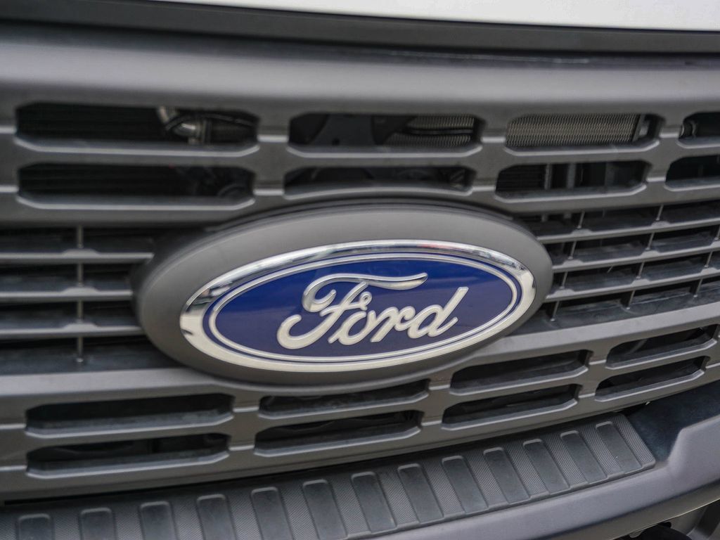 New 2025 Ford F350 XL RWD image 11