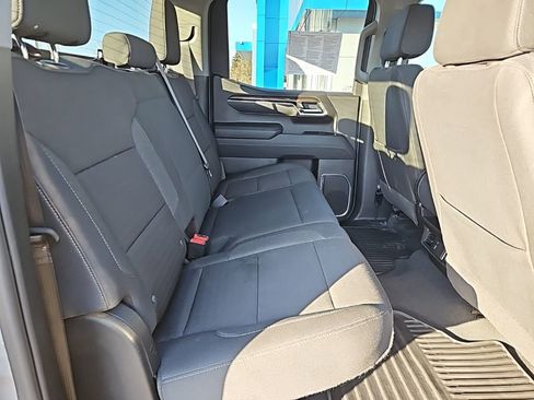 Used 2025 Chevrolet Silverado 1500 LT AWD/4WD image 18