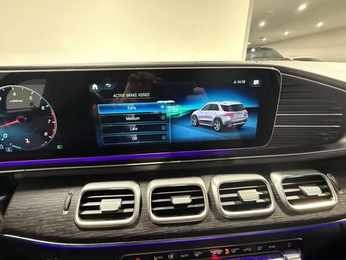 Used 2022 Mercedes-Benz GLE 350 4MATIC w/ 3rd Row Seat Package image 47