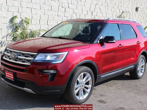 Used 2018 Ford Explorer XLT w/ Equipment Group 202A image 1