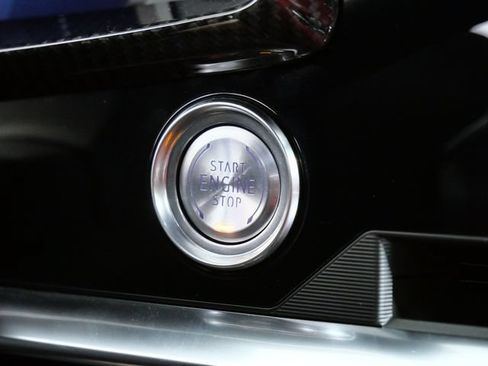 Used 2022 Chevrolet Corvette Stingray Preferred Conv w/ Battery Protection Package RWD image 23