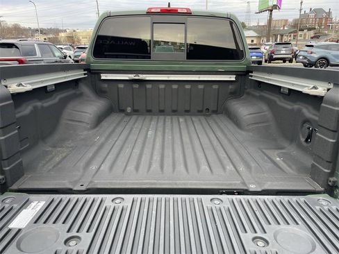 Used 2022 Nissan Frontier Pro-X image 36
