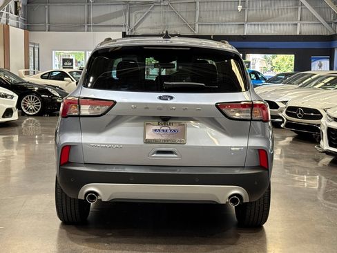 Used 2022 Ford Escape Titanium AWD/4WD image 13