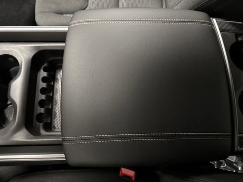 New 2026 RAM 1500 4x4 Crew Cab image 19