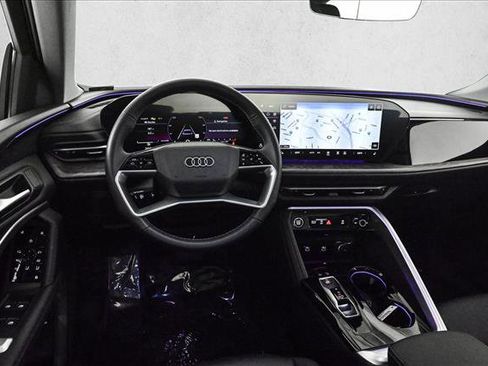 Certified 2025 Audi Q5 Premium w/ Convenience Package image 19